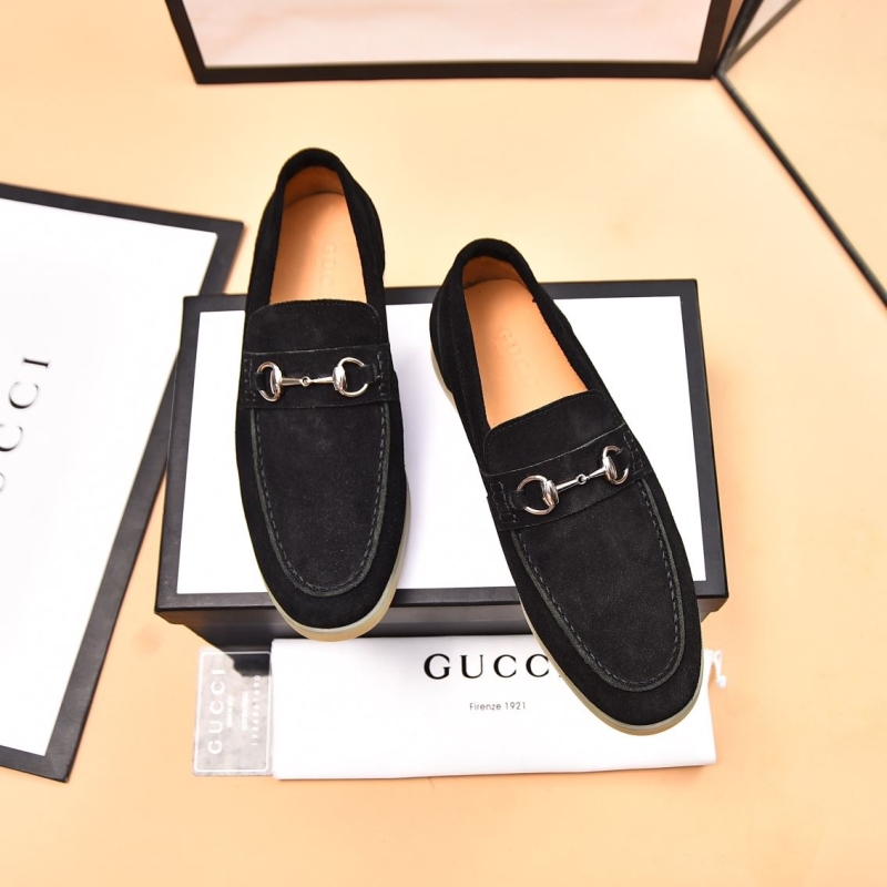 G*u*i leather shoes